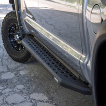 Load image into Gallery viewer, Go Rhino RB20 Running Boards Chevy Colorado Crew Cab (15-22) Bedliner Coating or Textured Black Finish - w/o Drop Step / Textured Black Alternate Image