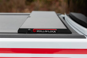 1399.00 Roll-N-Lock Tonneau Cover Jeep Gladiator (2020-2021) 5' Bed  - M-Series Retractable - w/ or w/o Trail Rail System - Redline360