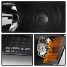 Load image into Gallery viewer, Xtune Crystal Headlights Audi A4 (02-05) [Halogen Only] Black w/ Amber Turn Signal Light - Default Title Alternate Image