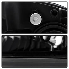 Load image into Gallery viewer, Xtune Crystal Headlights Chevy Cobalt (05-10) Black or Black Smoke w/ Amber Turn Signal Light Alternate Image