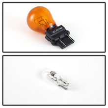Load image into Gallery viewer, Xtune Crystal Headlights Dodge Magnum (05-07) Black/ Chrome/ Black Smoked w/ Amber Corner Lights - Black Alternate Image