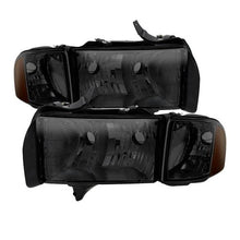 Load image into Gallery viewer, Xtune Headlights Dodge Ram Sport (99-02) [OEM Style] Black / Chrome / Smoked w/ Amber Corner Lights - Smoked Alternate Image