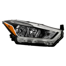 Load image into Gallery viewer, Xtune Headlights Nissan Kicks S / SV (18-20) [OE Style - Halogen Only] Black w/ Amber Turn Signal Light Alternate Image