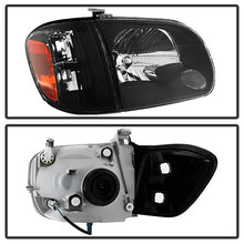 Load image into Gallery viewer, Xtune Headlights Toyota Tundra Double Cab 4 Door (05-06) [OEM Style] Black w/ Amber Corner Lights - Default Title Alternate Image