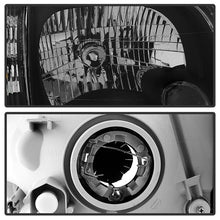 Load image into Gallery viewer, Xtune Headlights Toyota Sequoia (05-07) [OEM Style] Black w/ Amber Corner Lights Alternate Image