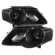Load image into Gallery viewer, Xtune Projector Headlights VW Passat (06-10) [Halogen Model Only] Black w/ Amber Turn Signal Light - Default Title Alternate Image