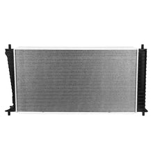 Load image into Gallery viewer, DNA Radiator Lincoln Navigator 5.4L (99-01) [DPI 2257] OEM Replacement w/ Aluminum Core Alternate Image