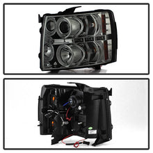 Load image into Gallery viewer, Spyder Projector Headlights Chevy Silverado 1500 (2007-2013) 2500HD/3500HD (2007-2014) - Version 1 / Version 2 / Version 3 - Version 1 - CCFL Halo - Black Alternate Image