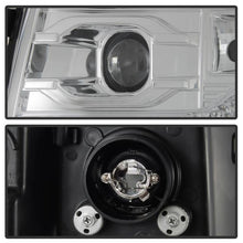 Load image into Gallery viewer, Spyder Projector Headlights Chevy Silverado 1500 (2007-2013) 2500HD/3500HD (2007-2014) - Version 1 / Version 2 / Version 3 - Version 1 - CCFL Halo - Black Alternate Image