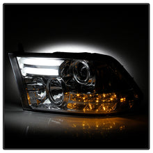 Load image into Gallery viewer, Spyder Projector Headlights Dodge Ram 1500 (09-18) 2500/3500 (10-19) CCFL Halo / LED Halo / Light Bar DRL / V2 Light Bar DRL / V2 Switch Back - with CCFL Halo - Black Smoke Alternate Image