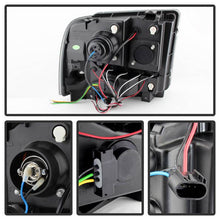 Load image into Gallery viewer, Spyder Projector LED Headlights Ford F250 F350 F450 Super Duty (2005-2007) Standard Style - Standard Style with LED Halo -Black Alternate Image