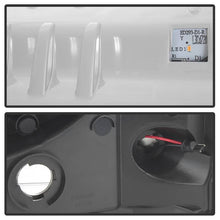 Load image into Gallery viewer, Spyder Projector LED Headlights Ford F250 F350 F450 Super Duty (2005-2007) Standard Style - Standard Style with LED Halo -Black Alternate Image