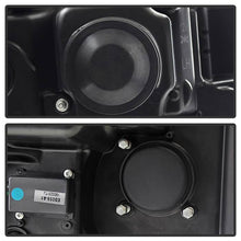 Load image into Gallery viewer, Spyder Projector Headlights GMC Sierra 1500 (2014-2015) 2500 3500 (2015) w/ Light Bar DRL - Without LED DRL-Black Alternate Image