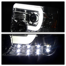 Load image into Gallery viewer, Spyder Projector Headlights GMC Sierra 1500 (2014-2015) 2500 3500 (2015) w/ Light Bar DRL - Without LED DRL-Black Alternate Image