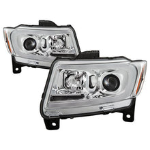 Load image into Gallery viewer, 365.66 Spyder Projector Headlights Jeep Grand Cherokee (2011-2013) Light Bar Halogen Model - Black / Chrome - Redline360 Alternate Image