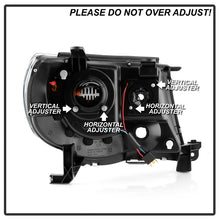 Load image into Gallery viewer, Spyder Projector Headlights Toyota Tacoma 2nd Gen (2005-2011) with - High Power LED / CCFL Halo / LED Halo / DRL - High Power LED - Black Alternate Image