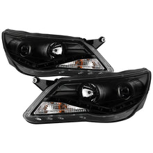 Load image into Gallery viewer, 395.24 Spyder Projector Headlights with DRL for VW Passat (2001-2005) / Passat (2006-2008) / Tiguan (2009-2011) - Redline360 Alternate Image