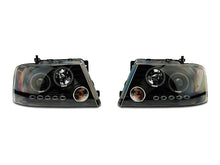 Load image into Gallery viewer, Raxiom Projector Headlights Ford F150 (04-08) [Dual LED Halo DRL] Black Housing/ Clear Lens - Default Title Alternate Image