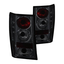 Load image into Gallery viewer, 125.61 Spyder Euro Style Tail Lights Jeep Grand Cherokee (2005-2006) - Black or Smoke - Redline360 Alternate Image
