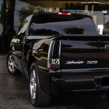 Load image into Gallery viewer, 134.00 Spec-D Tail Lights Chevy Silverado (03-07) GMC Sierra (04-07) LED or Halogen Bulb - Redline360 Alternate Image