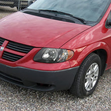Load image into Gallery viewer, Spec-D OEM Replacement Headlights Chrysler Voyager (01-03) Grand Voyager (01-02) Matte Black or Chrome Housing - Matte Black Alternate Image