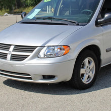 Load image into Gallery viewer, Spec-D OEM Replacement Headlights Chrysler Voyager (01-03) Grand Voyager (01-02) Matte Black or Chrome Housing - Chrome Alternate Image