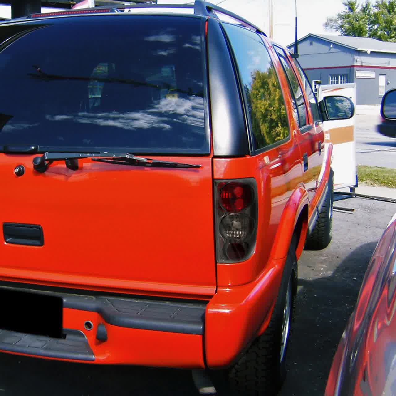 Anzo Dark Smoke Tail Light Assembly – For 95-04 Chevy S10 Blazer Jimmy, Left & Right, DOT Certified