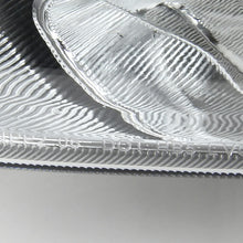 Load image into Gallery viewer, Spec-D OEM Replacement Headlights Chrysler Voyager (01-03) Grand Voyager (01-02) Matte Black or Chrome Housing - Chrome Alternate Image