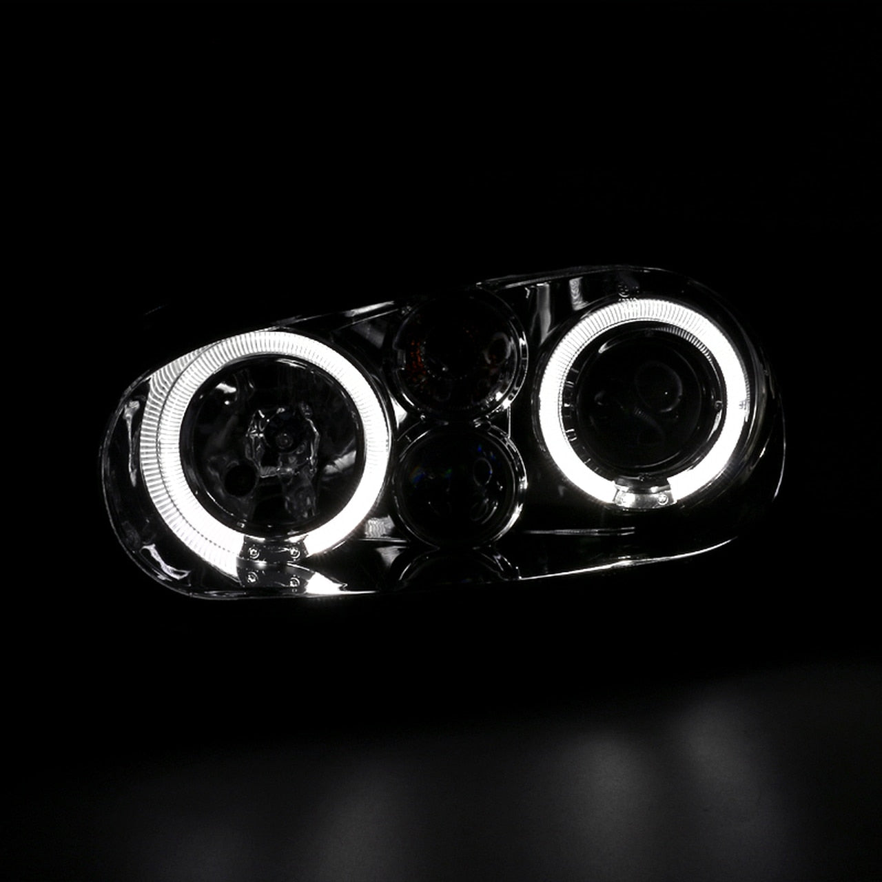  Spec-D Tuning Euro Black Projector Headlights Compatible with  1999-2006 Volkswagen Golf MK4, 1999-2006 Volkswagen GTI, Left + Right Pair  Headlamps Assembly : Automotive