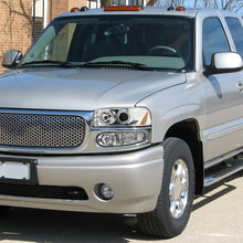 Load image into Gallery viewer, Spec-D Projector Headlights GMC Yukon (01-06) Sierra (99-06) Dual Halo w/o Bumper Lights - Black or Chrome - Chrome/Clear Lens Alternate Image