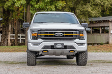 Load image into Gallery viewer, Rough Country Lift Kit Ford F150 Tremor 4WD (21-22) 2.5&quot; Suspension Lift Kits - Struts &amp; Lift Blocks Alternate Image