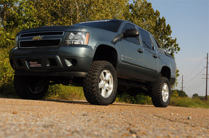 Rough Country Lift Kit Chevy Avalanche 2WD/4WD (07-13) 7.5" Suspension Lift Kit