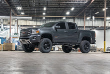 Load image into Gallery viewer, Rough Country Lift Kit Chevy Colorado 2WD/4WD (15-22) 4" Lift Kits w/ Premium N3 Shocks Alternate Image