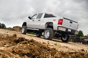 Rough Country Lift Kit Chevy Silverado 2WD/4WD (11-19) 7.5" Suspension Lift Kit