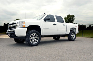 Rough Country Lift Kit Chevy Silverado 4WD (2007-2013) 4.75" Lift Kit