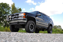 Load image into Gallery viewer, Rough Country Lift Kit Chevy Tahoe 4WD (1995-1999) 6&quot; Lift w/ Shocks Alternate Image