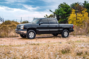 Rough Country Lift Kit Chevy Silverado 4WD (99-07) 1.5" - 2" Suspension Lift Kits w/ or w/o Shocks