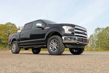 Load image into Gallery viewer, Rough Country 2&quot; Leveling Kit Ford F150 2WD/4WD (14-22) Strut Extensions Alternate Image