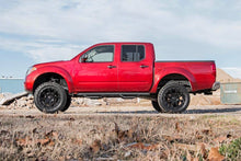 Load image into Gallery viewer, Rough Country Lift Kit Nissan Frontier 2WD/4WD (05-21) [6&quot; Lift Kit] w/ or w/o Struts Alternate Image