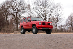 Rough Country Lift Kit Jeep Cherokee XJ 2WD/4WD (84-01) 3" Suspension Lift Kit w/ Shocks