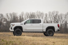 Load image into Gallery viewer, Rough Country Lift Kit Chevy Silverado 1500 Trailboss / AT4 4WD (2019-2022) 4&quot; Lift w/ Lifted Knuckles Alternate Image