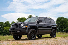 Load image into Gallery viewer, Rough Country Lift Kit Jeep Patriot 4WD (10-17) 2&quot; Suspension Lift Kit w/ Rear Control Arms Alternate Image