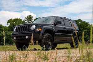 Rough Country Lift Kit Jeep Compass 4WD (07-17) 2" Suspension Lift Kit w/ Rear Control Arms