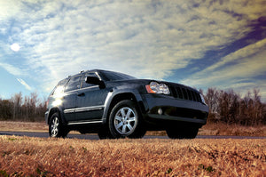 Rough Country Lift Kit Jeep Grand Cherokee 2WD/4WD (05-10) 2" Suspension Lift Kit w/ Strut Spacers