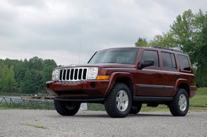 Rough Country Lift Kit Jeep Grand Cherokee 2WD/4WD (05-10) 2" Suspension Lift Kit w/ Strut Spacers