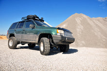 Load image into Gallery viewer, Rough Country Lift Kit Jeep Grand Cherokee ZJ 4WD (93-98) 4&quot; Lift Kit w/ Long Arm Rear Axle Mount Alternate Image