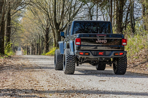 Rough Country Lift Kit Jeep Gladiator JT Mojave 4WD (20-22) 3.50" Lift Kit w/ No Shocks