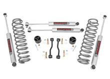 Load image into Gallery viewer, Rough Country Lift Kit Jeep Gladiator JT 4WD (20-22) 2.5&quot; Suspension Lift Kit w/ or w/o Coil Springs Alternate Image