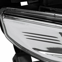 Load image into Gallery viewer, Spec-D OEM Fog Lights Nissan Kicks (2018-2019) Chrome Housing - Clear Lens - Default Title Alternate Image