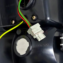 Load image into Gallery viewer, Spec-D Tail Lights Chevy Suburban/Tahoe (2000-2006) LED or Halogen Bulb - LED / Red Lens Alternate Image